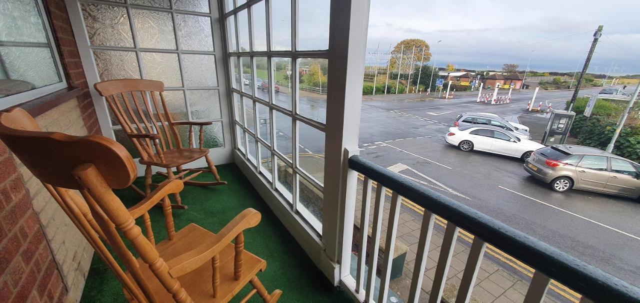 Beach Court Holiday Apartments Skegness Exterior photo